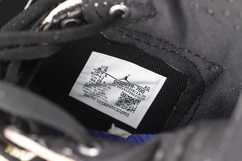 All categories Air Jordan Jordan series basketball shoes Air Jordan 1 High Air Jordan 1 Zoom CMFT AJ1 Joe 1 black gold blue hook basketball shoes DQ0659-700